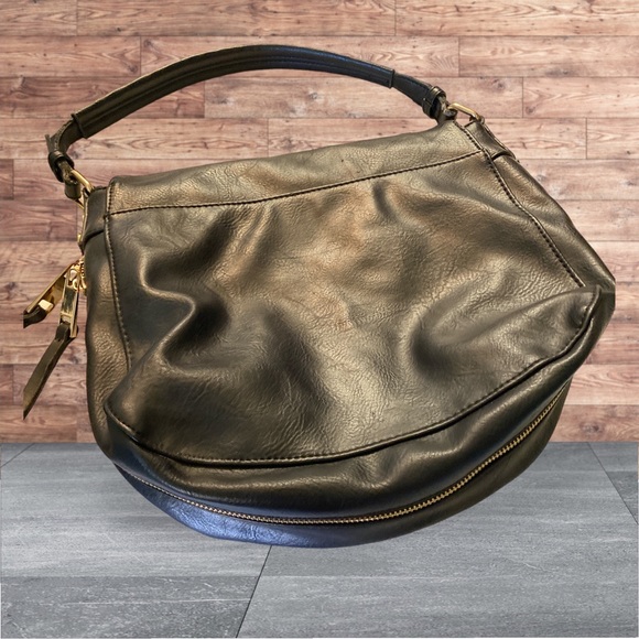 Moda Luxe Faux Leather Zipper Satchel in Black/Gold Hardware. - Picture 10 of 11